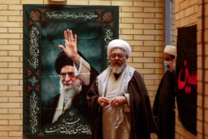 Who could succeed Ayatollah Ali Khamenei to lead Iran?