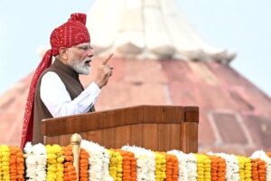 Modi threatens to target ‘intellectual Naxals’ in Independence Day speech