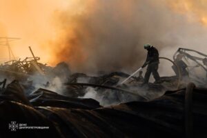 Nine killed in escalating long-range strikes between Russia and Ukraine