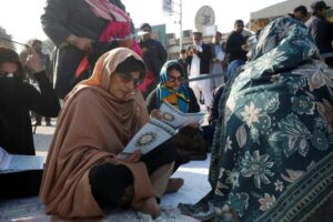 Former Pakistan PM Imran Khan’s sister arrested before planned PTI march