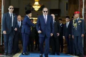 Egyptian parliament delays vote on military support for Saudi Arabia